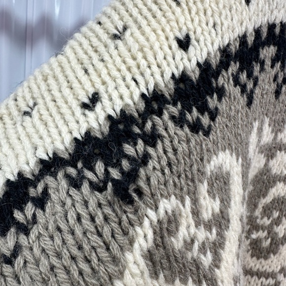 Carrington Wool Sweater - Picture 6 of 7